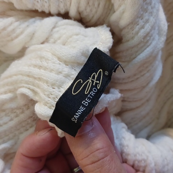 Suzanne Betro cowl neck gorgeous sweater 5862 - Picture 6 of 7